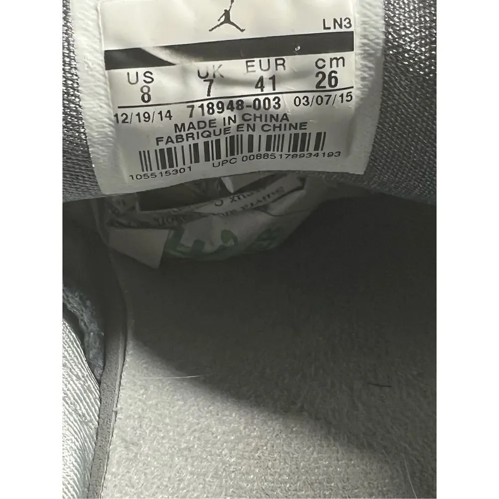 Air Jordan Future low Grey Wolf Sneaker Size 8